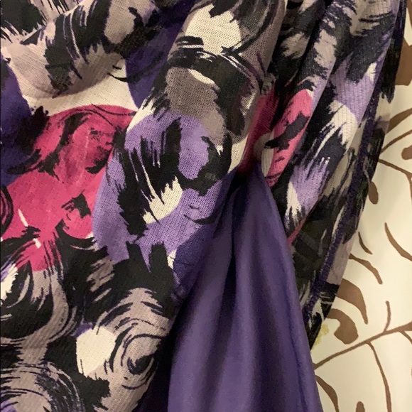 Top - Picture 3 of 3